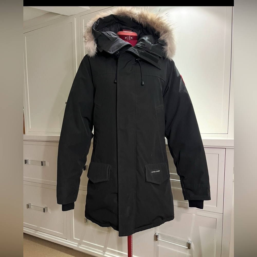 Men’s Canada Goose Black Coat with Fur Trim. Like New, Worn once!